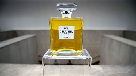 check chanel perfume authenticity number|chanel no 5 ingredients list.